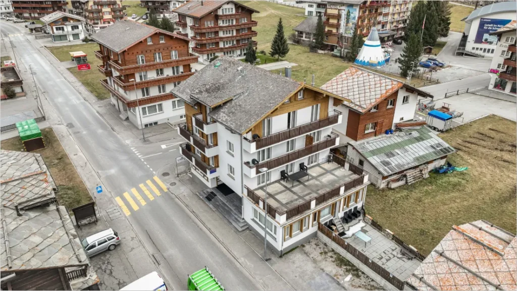 Haus Astoria in Saas-Grund – Luftaufnahme