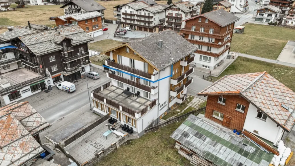 Haus Astoria in Saas-Grund – Luftaufnahme