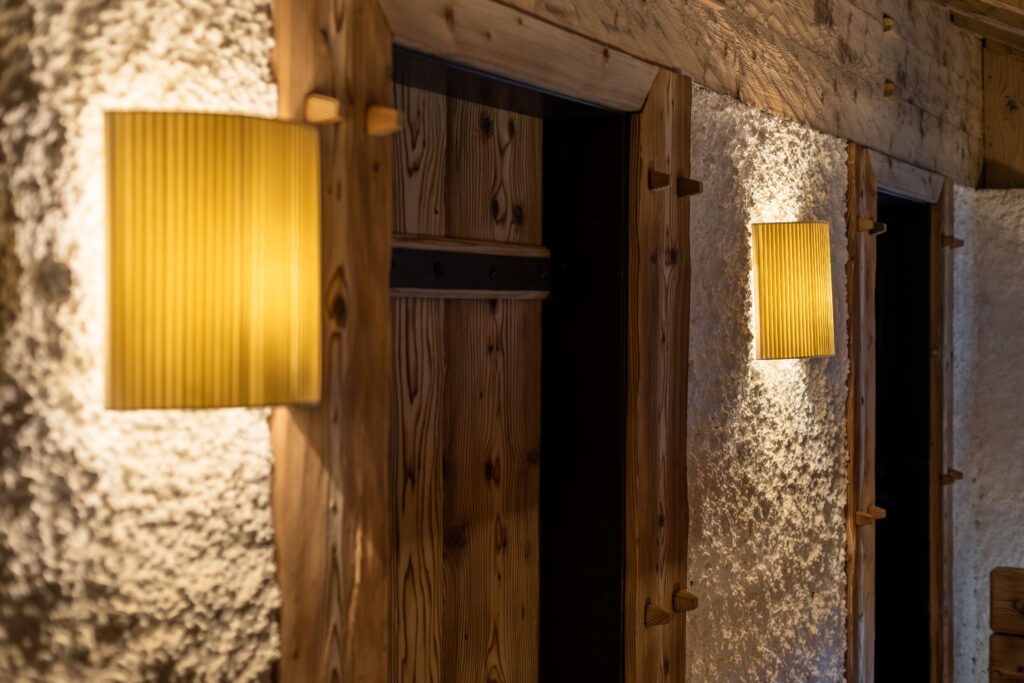 Villa Alpenhof, Wohnung Nr. 2, Saas-Almagell – Flur 1