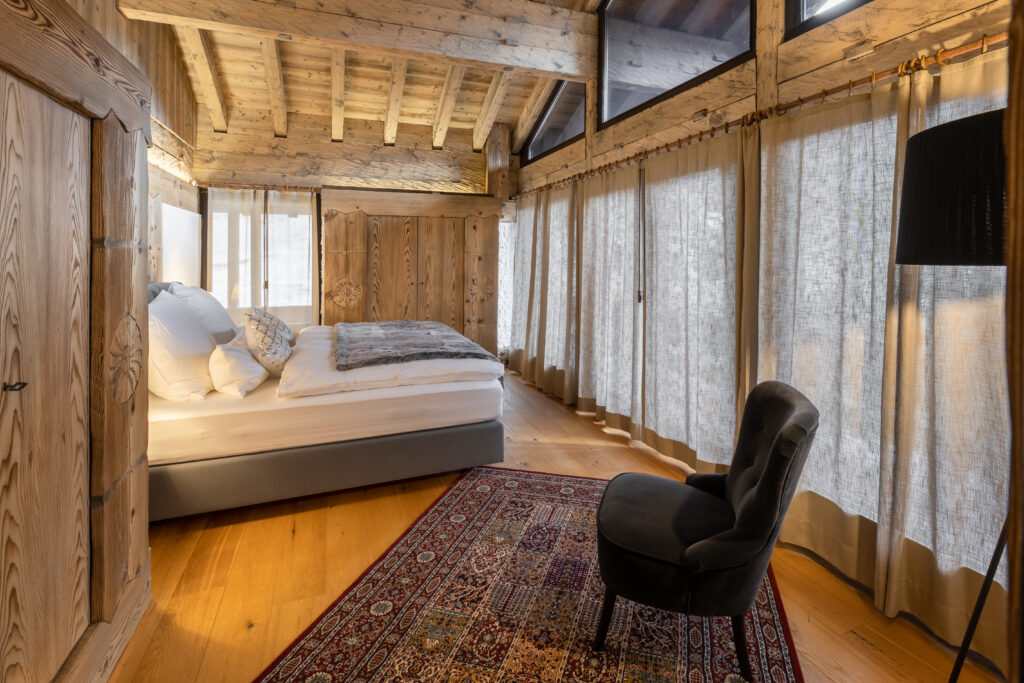 Villa Alpenhof, Wohnung Nr. 2, Saas-Almagell – Schlafzimmer 3