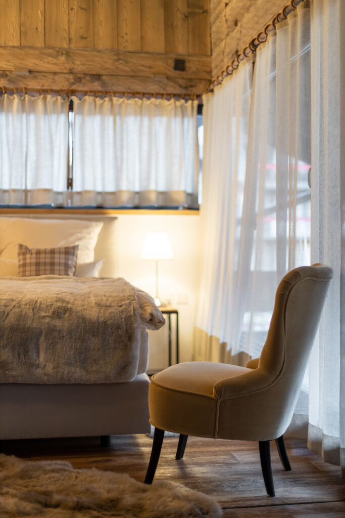 Villa Alpenhof, Wohnung Nr. 2, Saas-Almagell – Schlafzimmer 6