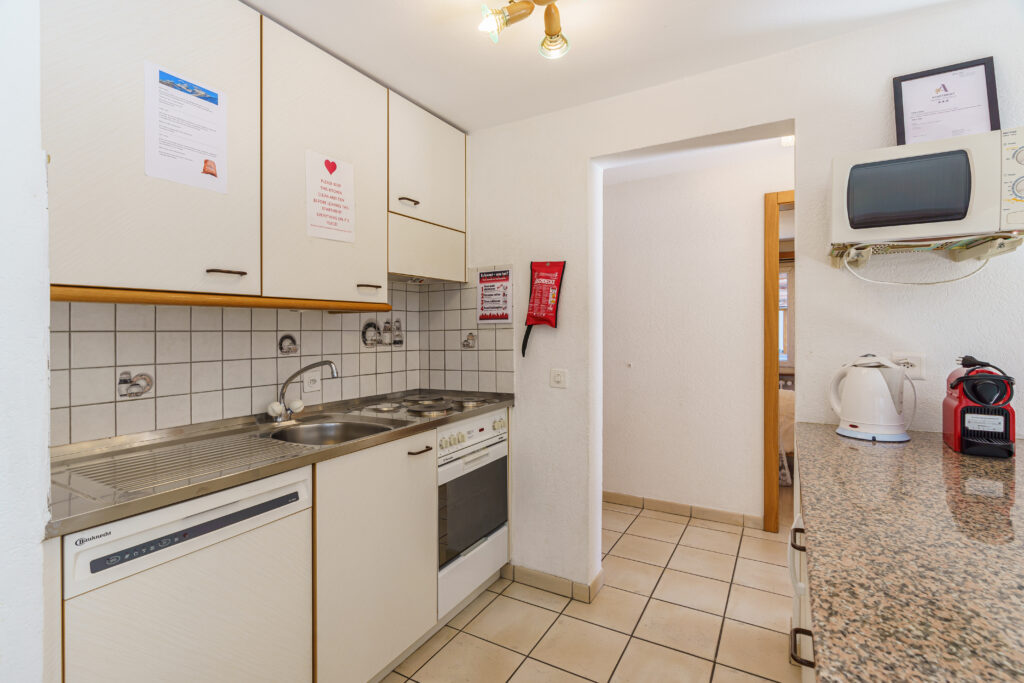 Haus Alfa 802, Saas-Fee – Küche 2