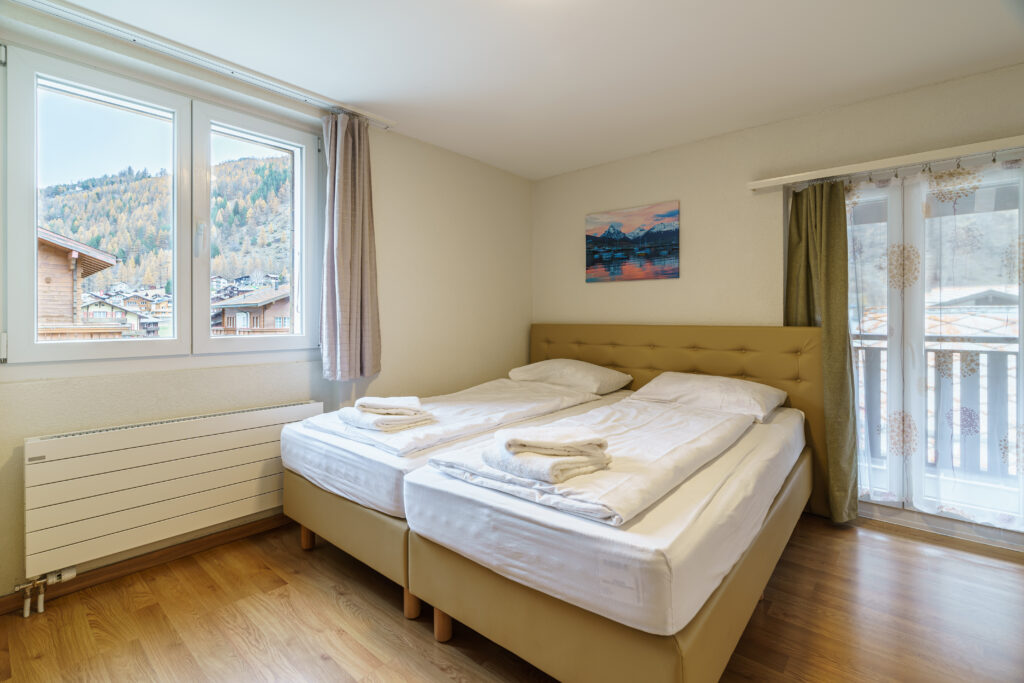 Haus Astoria, Studio Nr. 8, Saas-Grund – Schlafzimmer 1